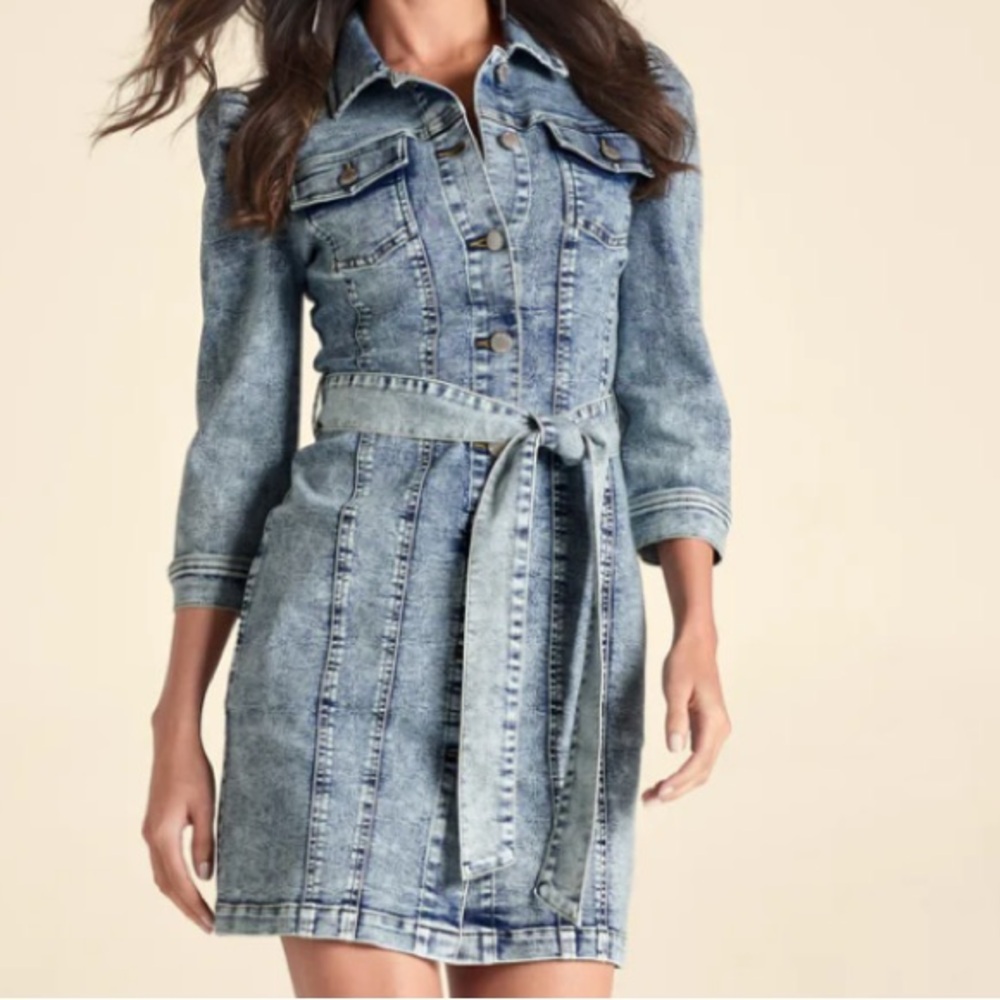 Aaron & amber acid wash belted jean jacket dress sz S